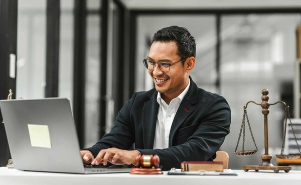 Salaire avocat fiscaliste : ce que vous devez savoir en 2025